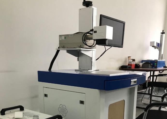 激光打標機價格表詳解：光纖、紫外與CO2類型對比