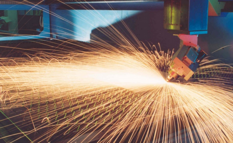 不同波長激光對(duì)材料吸收率與切割效率對(duì)比