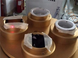 LED燈飾行業(yè)專業(yè)四工位旋轉(zhuǎn)激光